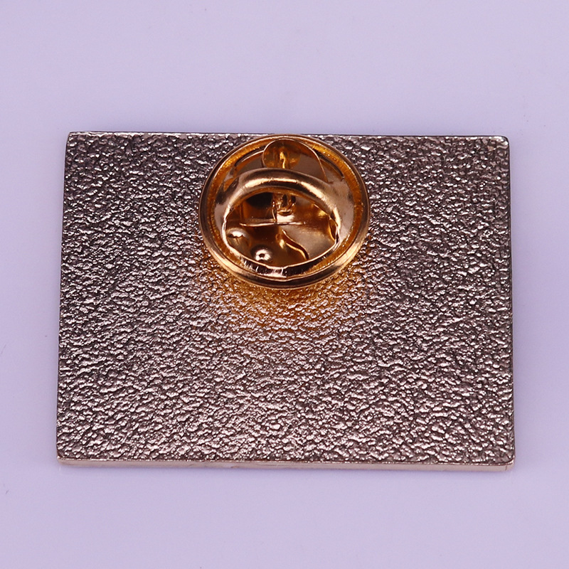 شارة فان جوخ المصنوعة من المين - مراجعة Tuxedo Lapel Pin وسعره