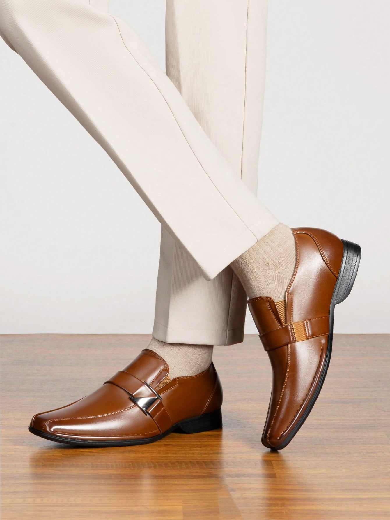 حذاء رجالي أنيق من الجلد، بتصم - مراجعة Formal Men Daily Wear Footwear وسعره
